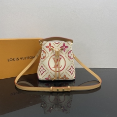 Louis Vuitton Bucket Bags